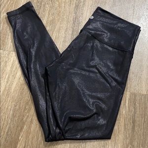 Shiny Lululemon Leggings